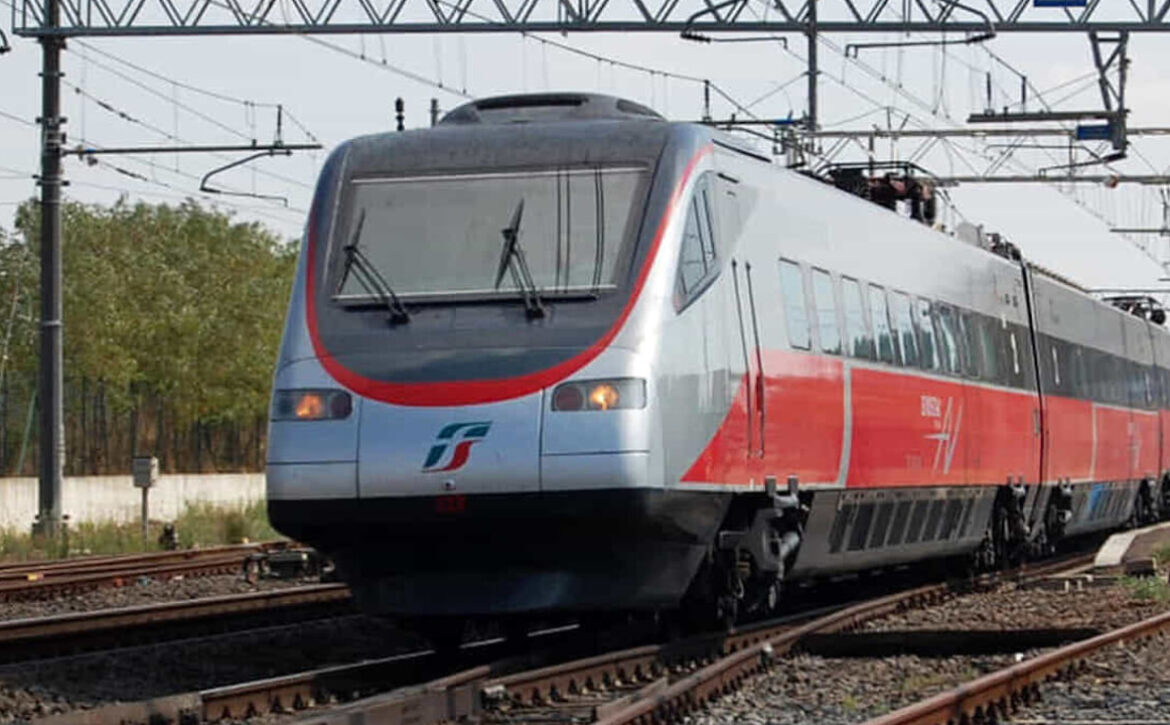 frecciargento treno-1200