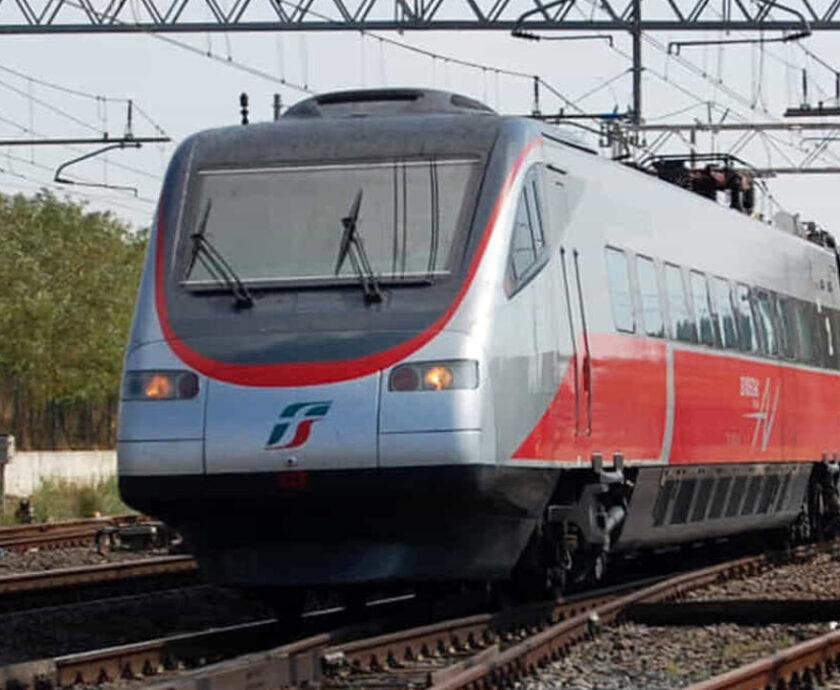 frecciargento treno-1200