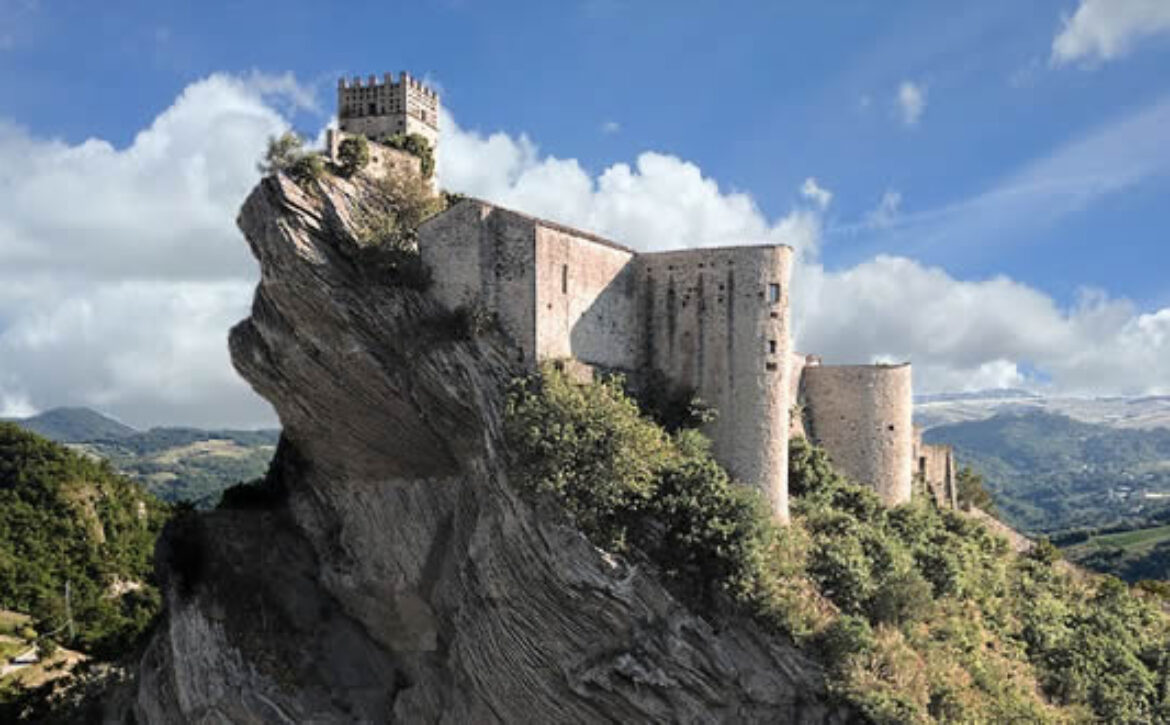 castello-roccascalegna